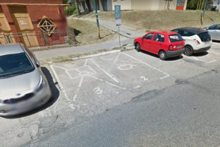 Karlova ves pribisova parkovanie senzor mestska policia mapy.jpg