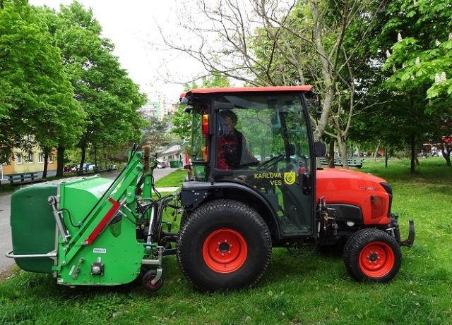 Zimna a letna udrzba traktor radlica nakup karlova ves.jpg