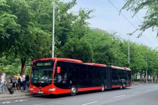 Autobus mestska hromadna doprava dopravny podnik bratislava vyberove konanie.jpg