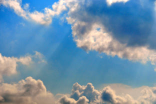 Pocasie predpoved oblacno oblak zamracene slnko gettyimages