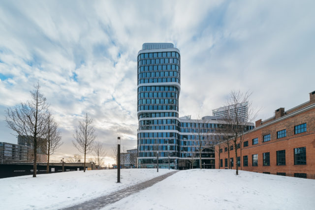 Kancelárska budova SKY PARK Offices, skolaudovaná spoločnosťou Penta Real Estate. Výstavba SKY PARK Offices, ktorá je súčasťou projektu SKY PARK by Zaha Hadid sa začala v máji 2018. Kolaudačné rozhodnutie nadobudlo právoplatnosť v januári 2021. Bratislava, 8. február 2021. 