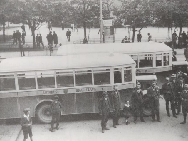 Doprava autobus 100 rokov.jpg
