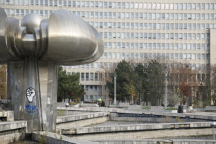 po tlačovej konferencii Metropolitného inštitútu Bratislavy k spusteniu rekonštrukcie fontány. Bratislava, 16. november 2021.