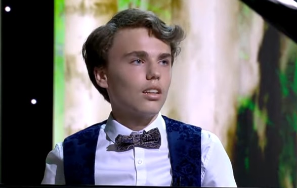 Iba 14-ročný klavírista zvíťazil v medzinárodnej súťaži a nadchol samotného Plácida Dominga