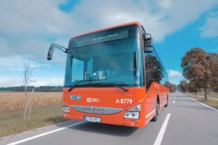 Autobus medzimestska hainburg doprava.jpg