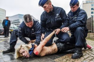 Femen and putin