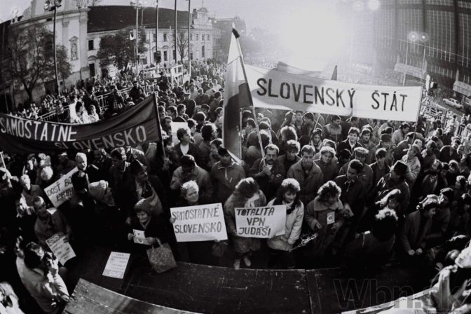 November &#039;89 priniesol na Slovensko demokraciu