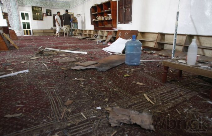 Mešita po výbuchu