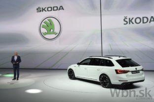 Automobilové Škoda Superb Combi na autosalóne vo Frankfurte. novinky z tohtoročného autosalóna vo Frankfurte