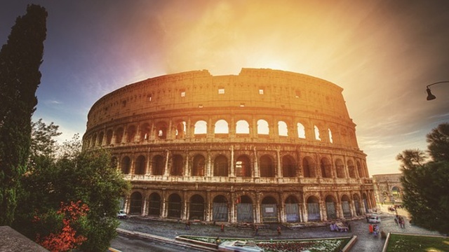 Colosseum 792202_640.jpg
