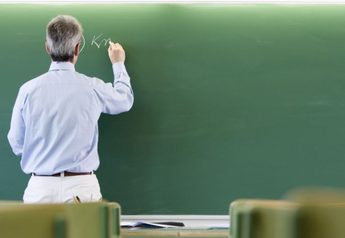Ohodnotenie pedagógov aj v tomto volebnom období zostáva na chvoste OECD, tvrdí komora učiteľov