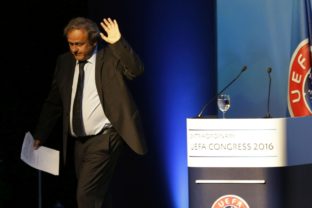 Platini odišiel s čistým svedomím: Zbohom, priatelia futbalu