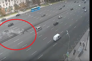 Putinova limuzina tazko havarovala vodic neprezil.png