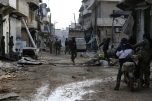 Turecké nálety usmrtili v Sýrii takmer stovku civilistov