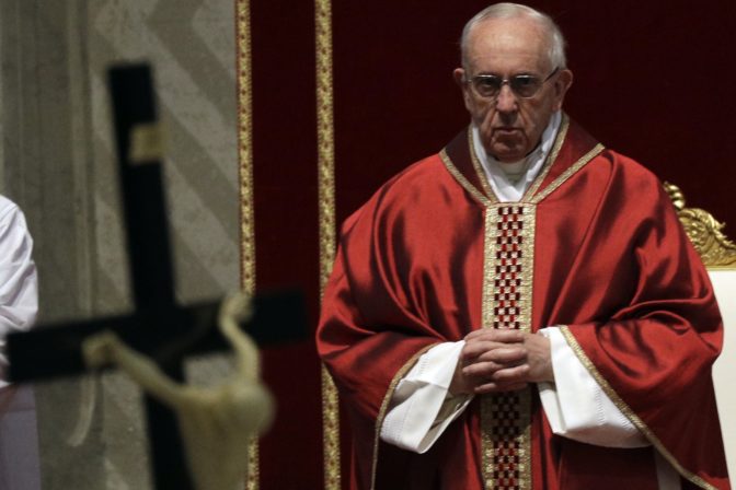Pápež v liste katolíkom odsúdil zneužívanie detí, požiadal o odpustenie - Webnoviny.sk
