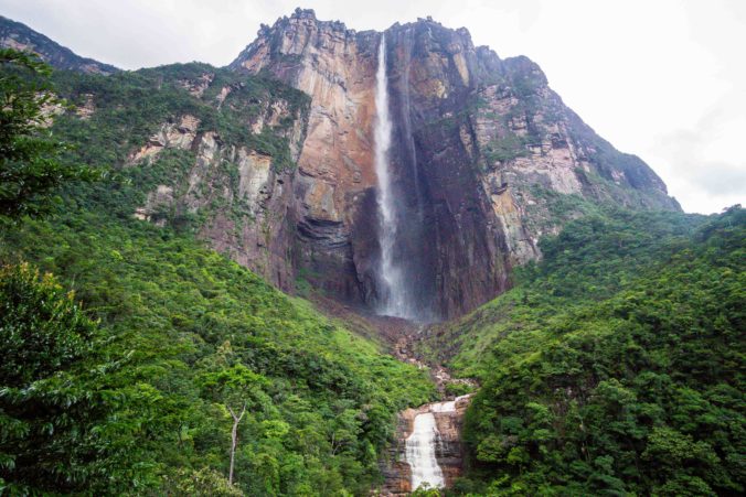 Angel falls canaima national park venezuela.jpg