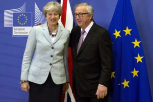 Jean Claude Juncker, Theresa Mayová