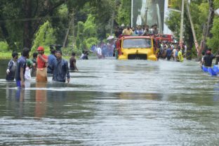 India, povodne, monzúnové dažde