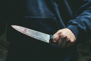 Nôž, útočník