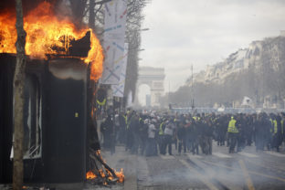 Žlté vesty, Francúzsko, protest