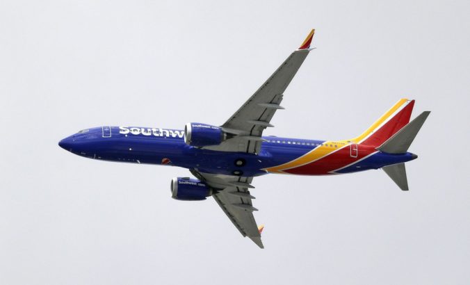 Americká aerolinka uzemnila ďalšie Boeingy, na trupe lietadiel našli praskliny