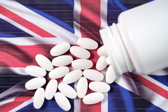 Britská vláda obmedzila export niektorých liekov