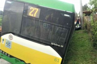 Nehoda linkového autobusu