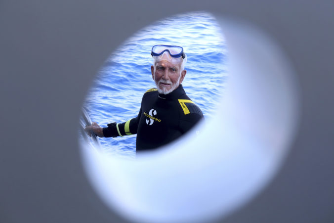 Video+foto: Najstarší potápač na svete Ray Woolley prekonal svoj rekord, potopil sa v vraku Zenobia