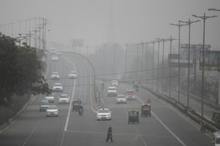 India, znečistený vzduch, autá