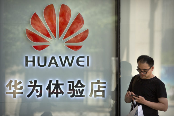 Spojené štáty údajne plánujú povoliť dodávky niektorých technológií pre čínsku firmu Huawei