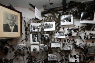 BRATISLAVA: Výstava Nežná revolúcia 1989