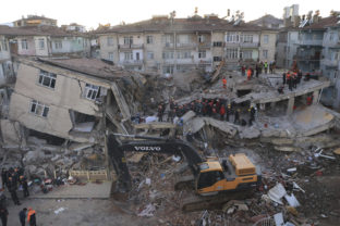 Zemetrasenie, Turecko