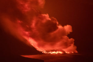 Sopka Cumbre Vieja, vulkán, erupcia sopky, láva