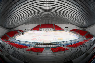 PREOV: Otvorenie zimného štadióna Ice Aréna