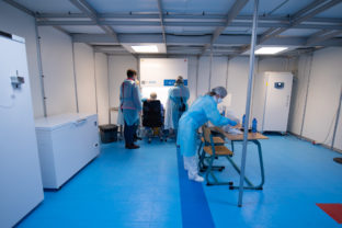 Nové očkovacie centrum v Prievidzi otvorí svoje brány už v najbližších dňoch.