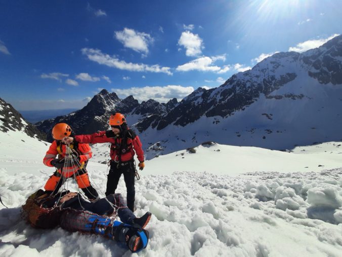 Horska zachranna sluzba pomoc tatry zachrana.jpg