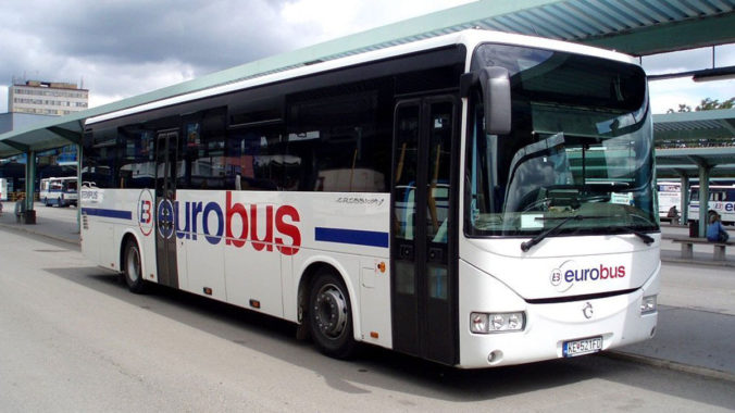 Štrajk dopravcov Eurobusu za vyššie mzdy je zrušený, zasiahlo ministerstvo hospodárstva