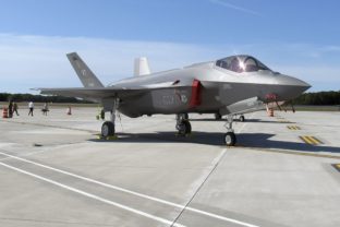 švajčiarsko nákup americké bojové lietadlá F 35 za viac ako šesť miliárd frankov
