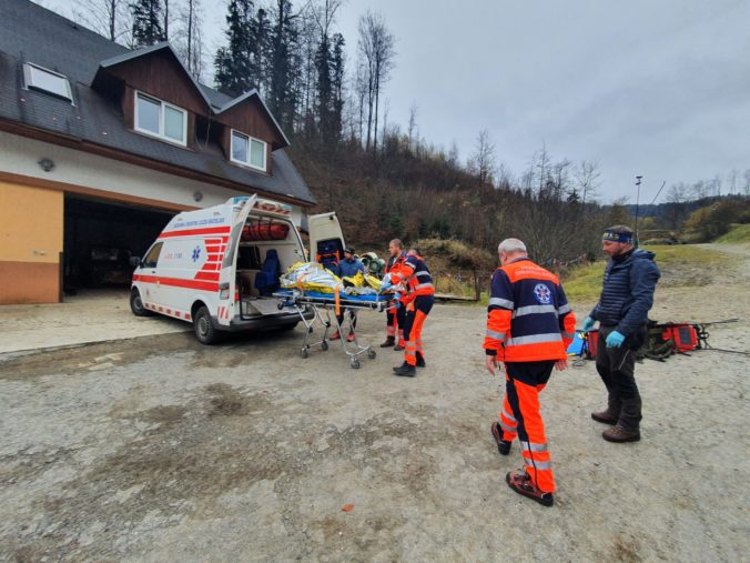 Horska zachranna sluzba pomo zachrana zivota smrt tragedia.jpg