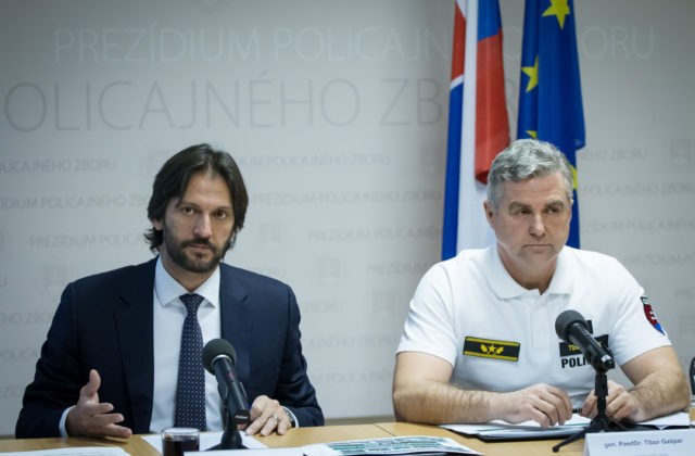 V rámci akcie Súmrak boli okrem Fica a Kaliňáka obvinení aj ďalší dvaja ľudia, Norbert Bödör a Tibor Gašpar