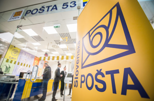 Slovenská pošta prepustila stovky zamestnancov, o prácu ich však príde ešte viac