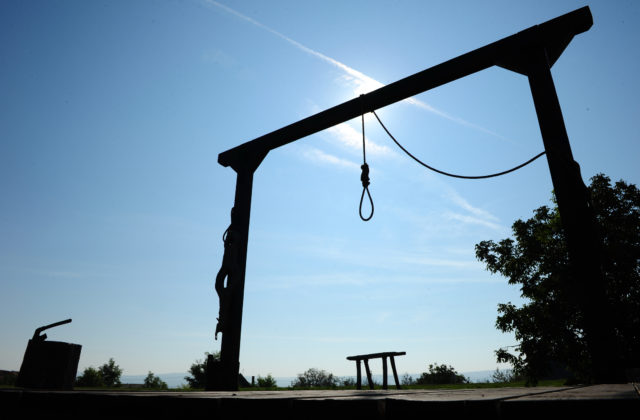 Počet popráv v minulom roku klesol, najviac trestov smrti bolo na Blízkom východe