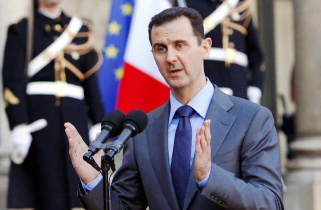 Sýrsky prezident mesiac pred voľbami odvolal premiéra, dôvodom je zhoršujúca sa ekonomická kríza
