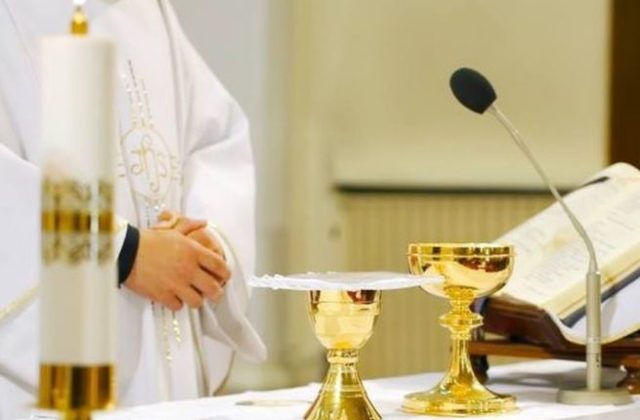 Kňazi na Ukrajine čelia trestnému stíhaniu, hrozí im až osem rokov za mrežami