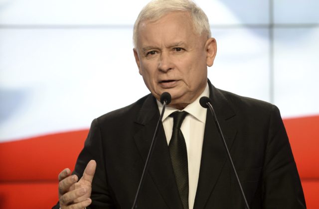 Kaczynski chce radikálne posilniť poľskú armádu, obáva sa „imperiálnych ambícií Ruska“
