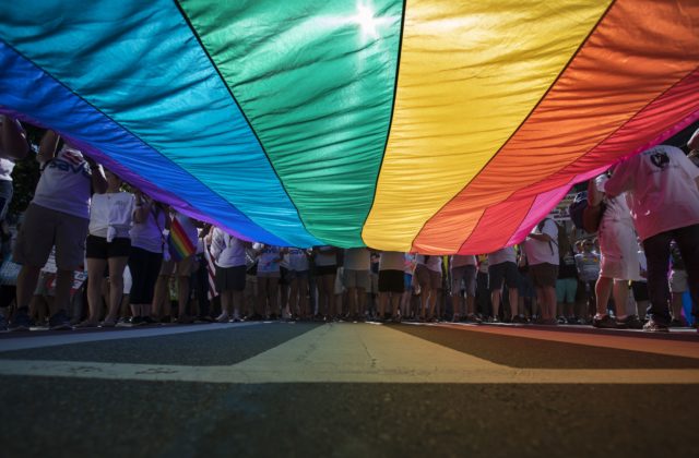 Fidesz predložil do parlamentu sporný zákon týkajúci sa LGBTI ľudí, aktivisti ho kritizujú