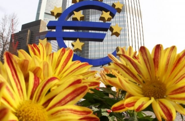 ECB by sa nemala ponáhľať so zvyšovaním úrokov, tvrdí členka jej Výkonnej rady, poškodilo by to hospodárstvo