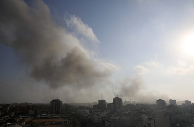 Z Pásma Gazy vypálili rakety, ktoré podľa izraelskej armády dopadli pri pobreží neďaleko Tel Avivu