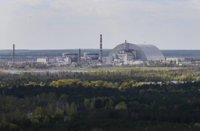Na mieste katastrofy v ukrajinskom Černobyle uviedli do prevádzky nové úložisko jadrového odpadu