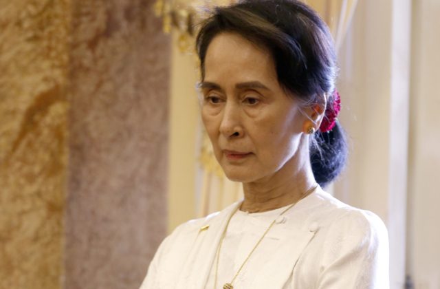 Mjanmarská líderka Su Ťij si v Haagu vypočula obvinenia voči jej krajine z genocídy Rohingov